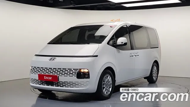 Hyundai Staria 11
