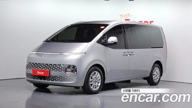 Hyundai Staria 5