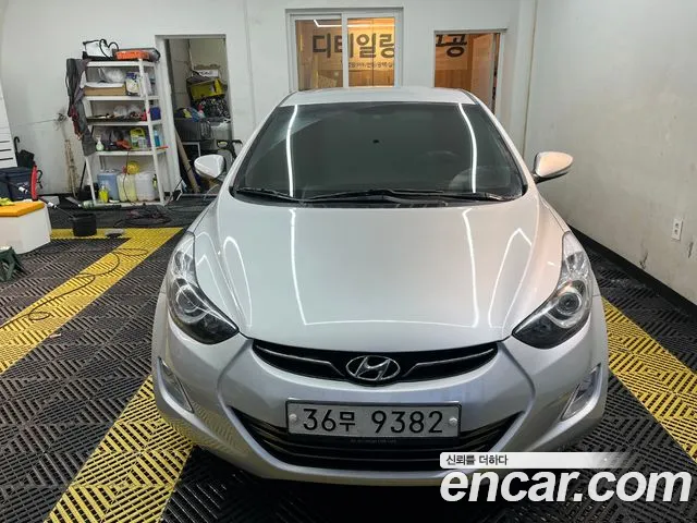 Hyundai Avante MD M16 GDI