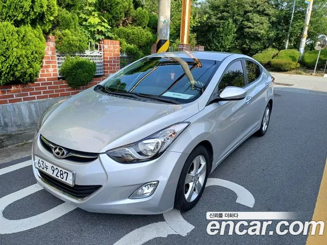 Hyundai Avante MD M16 GDI