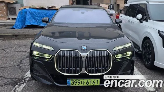 BMW 7 (G70) 740i xDrive M