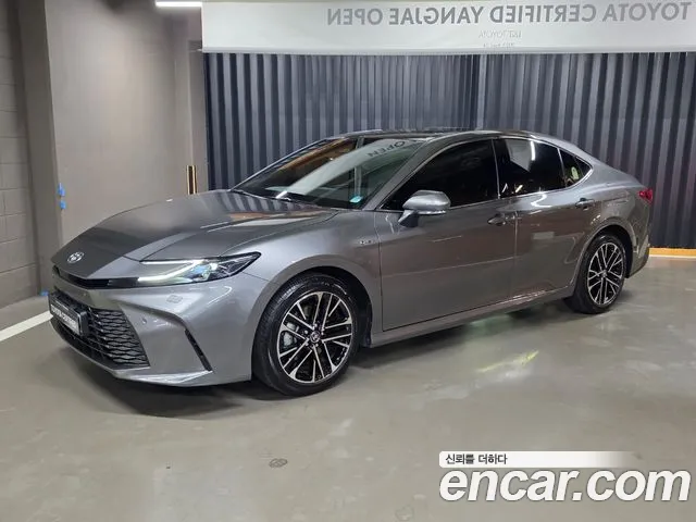 Toyota Camry (XV80) 2.5 XLE Hybrid