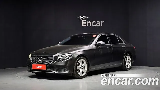 Mercedes-Benz E- W213 E220d