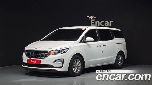 Kia The New Carnival 11
