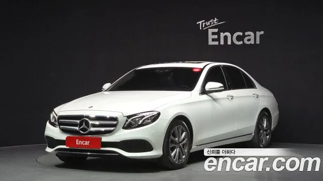 Mercedes-Benz E- W213 E300 4MATIC