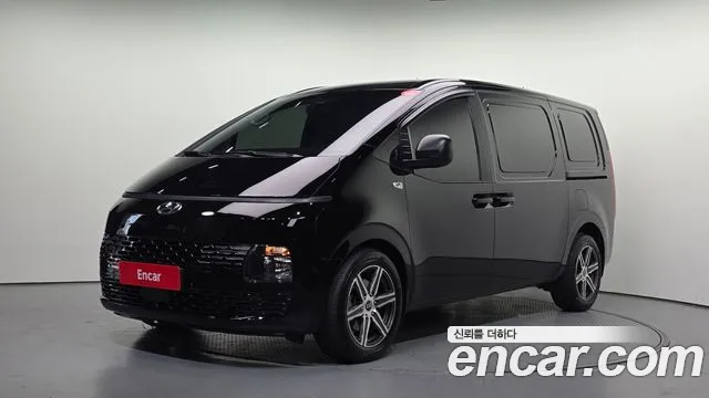Hyundai Staria 3