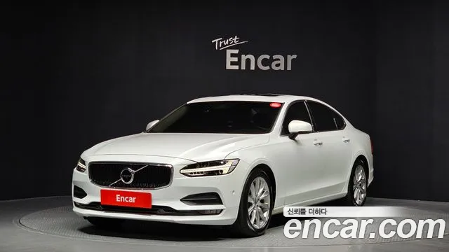 Volvo S90 D4