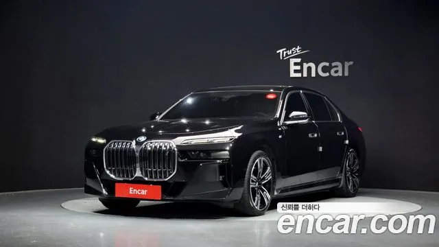 BMW i7 (G70) xDrive 60 M