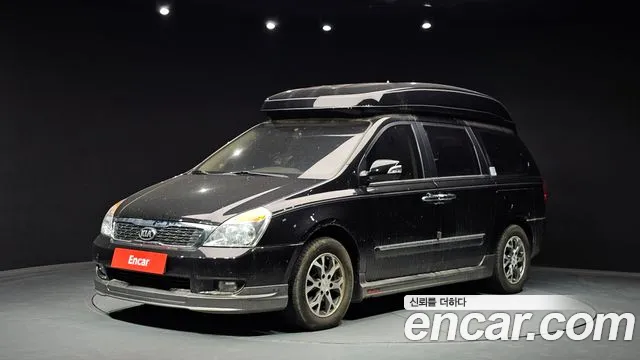 Kia Carnival R Carnival Gasoline GLX Premium