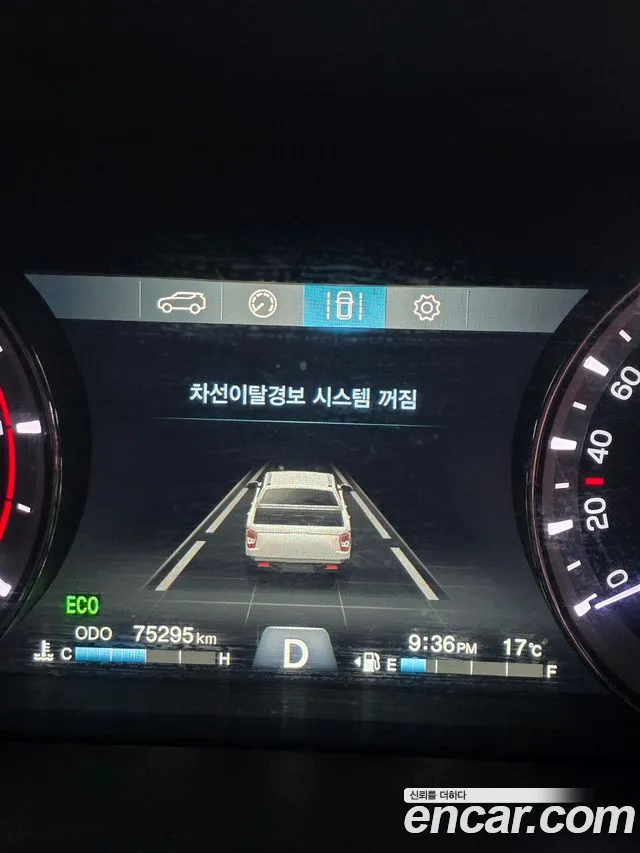 KG Mobility(SsangYong) Rexton Diesel 2.2 4WD (5)