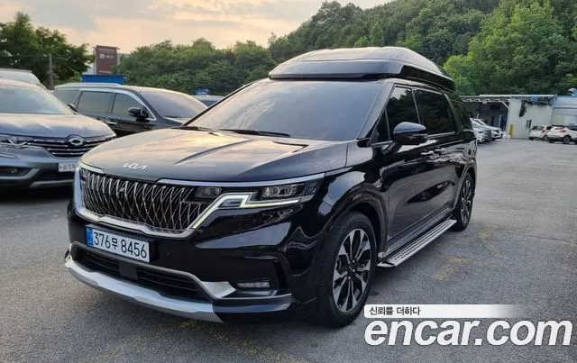 Kia Carnival 4 Gasoline 7 Signature