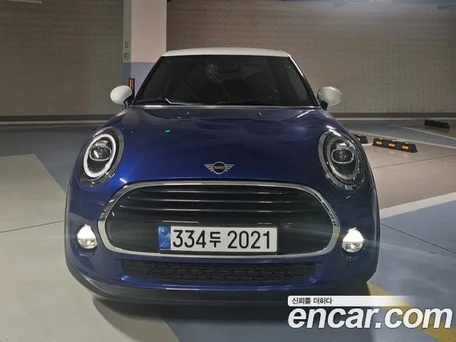 MINI Cooper 5 Base 3