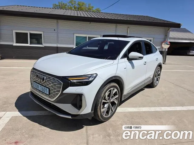 Audi Q4 e- (F4) 40 Premium