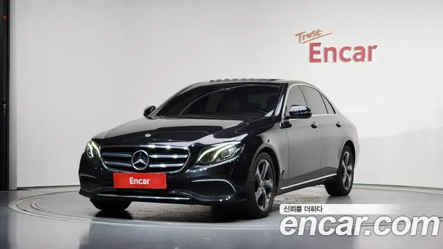 Mercedes-Benz E- W213 E250