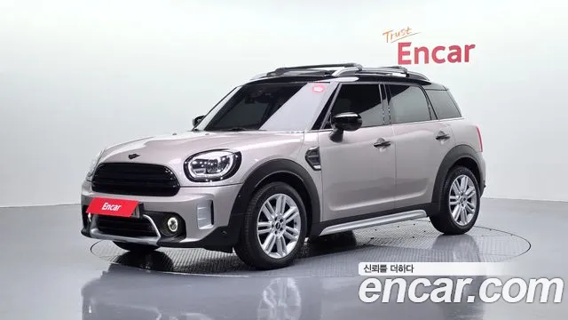 MINI Cooper Countryman 2