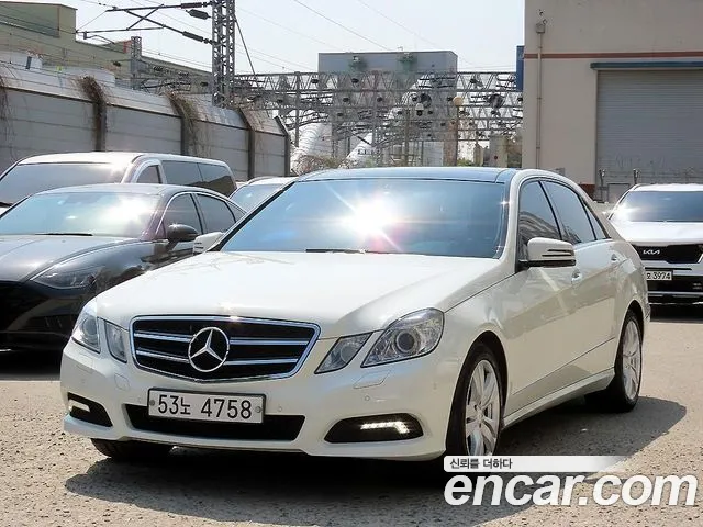 Mercedes-Benz E- W212 E350