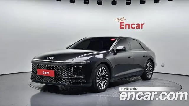 Hyundai Grandeur Hybrid (GN7)