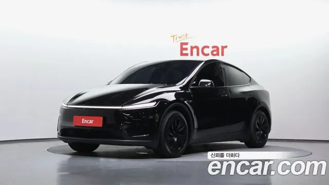 Tesla Y RWD