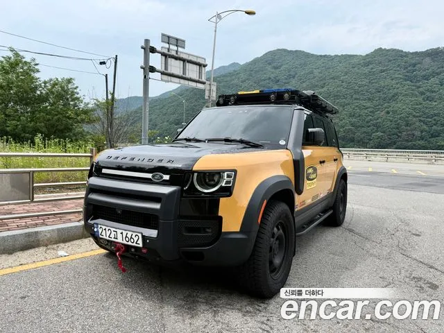 Land Rover Defender (L663) 110 D250 SE