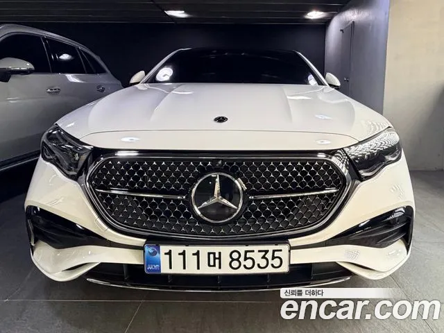 Mercedes-Benz E- W214 E300 4MATIC AMG Line