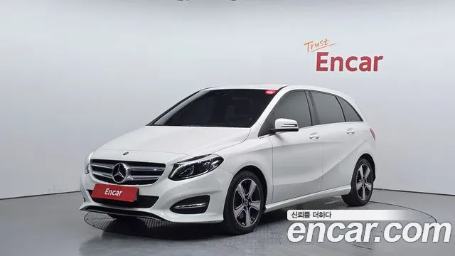 Mercedes-Benz B- W246 B220