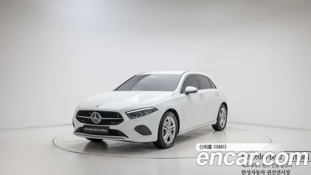 Mercedes-Benz A- W177 A220