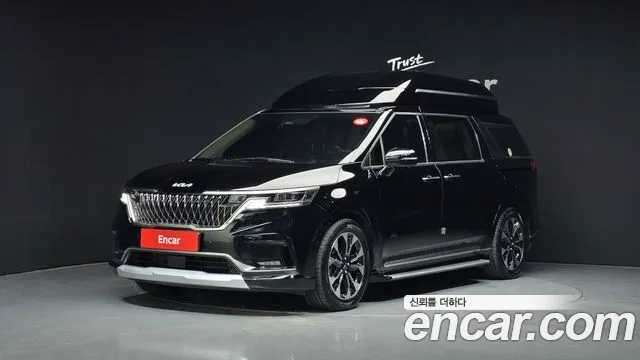 Kia Carnival 4 Gasoline 7 Signature