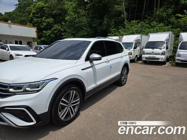 Volkswagen Tiguan 2.0 TSI R-Line