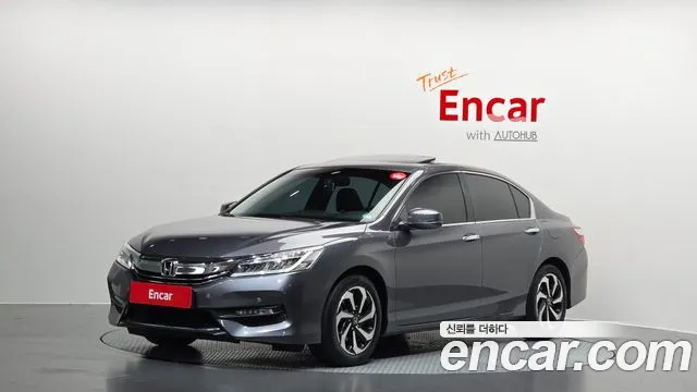 Honda Accord 2.4 9