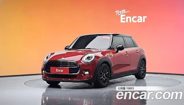 MINI Cooper 5 Base 3