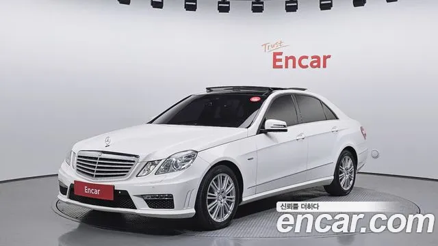 Mercedes-Benz E- W212 E300