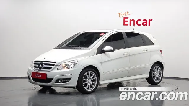 Mercedes-Benz B- W245 B200