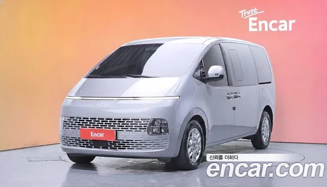 Hyundai Staria 5