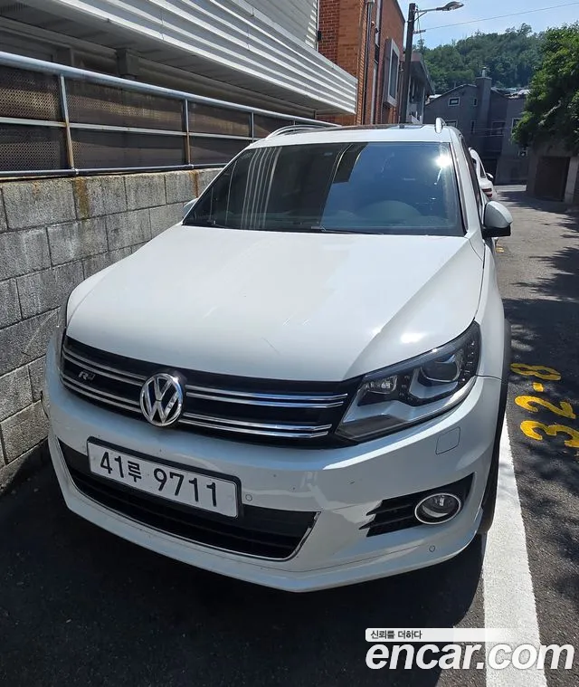 Volkswagen Tiguan 2.0 TDI R- 5N