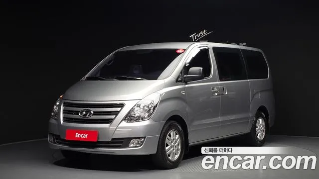 Hyundai Grand Starex 3