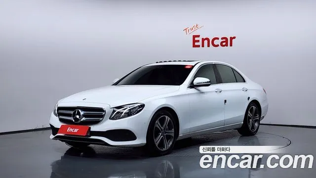Mercedes-Benz E- W213 E300