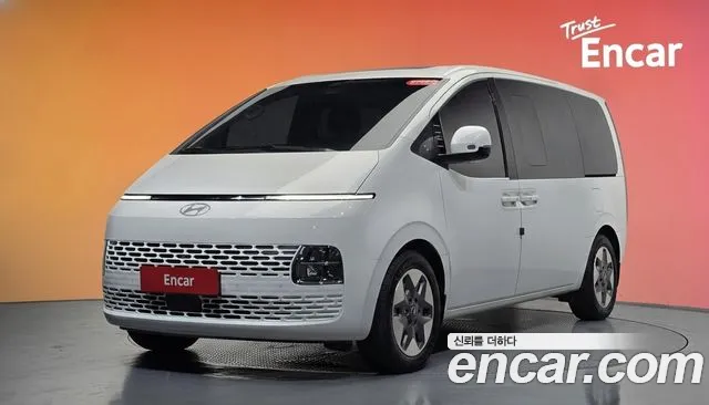 Hyundai Staria 11