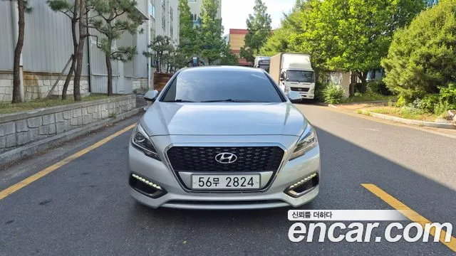 Hyundai LF Sonata Hybrid 2.0 HEV Premium