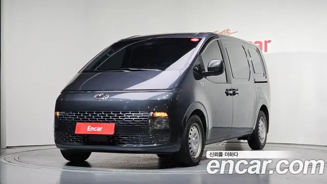 Hyundai Staria 3