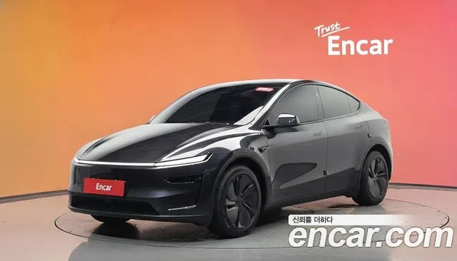Tesla Y RWD
