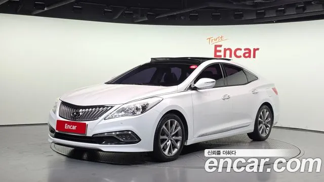 Hyundai Grandeur HG HG240