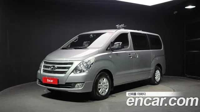 Hyundai Grand Starex 3