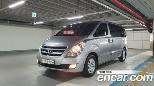 Hyundai Grand Starex 3