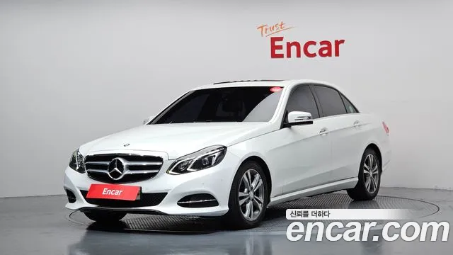 Mercedes-Benz E- W212 E220