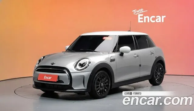 MINI Cooper 5 3