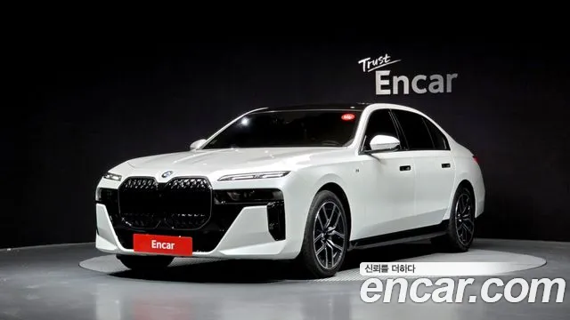 BMW 7 (G70) 740i xDrive M