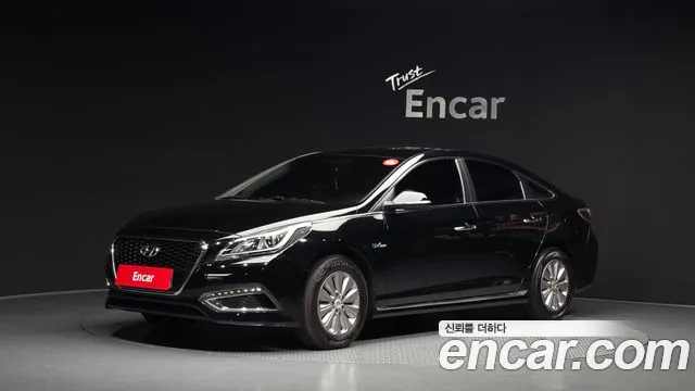 Hyundai LF Sonata Hybrid 2.0 HEV