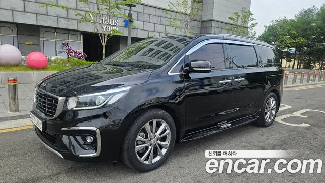 Kia The New Carnival 9 Prestige