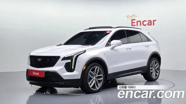Cadillac XT4 2.0 AWD