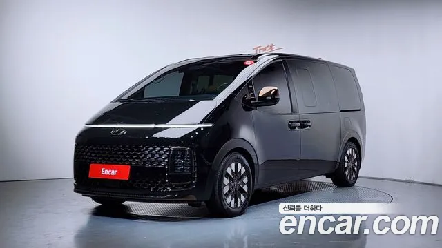 Hyundai Staria L3.5 7